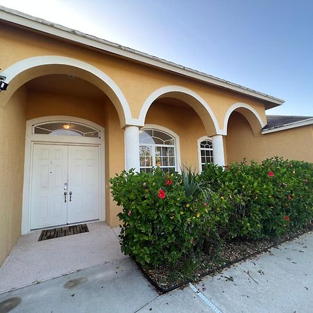 Discover Your Oasis: Tropical Haven In Central Psl Port St. Lucie Εξωτερικό φωτογραφία